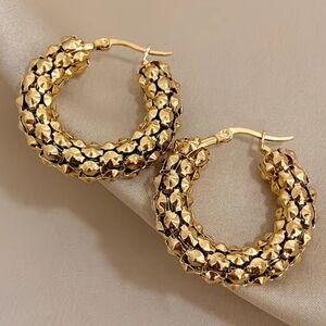 NEW! 18K Gold Plated Classic Elegant Intricate Design Hoop Earrings
